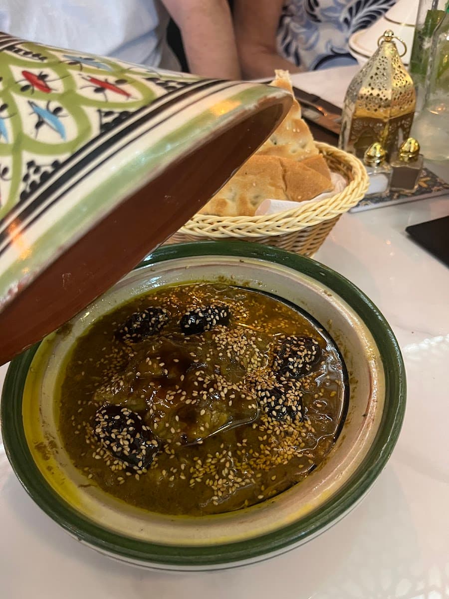 Kassem’s Lounge