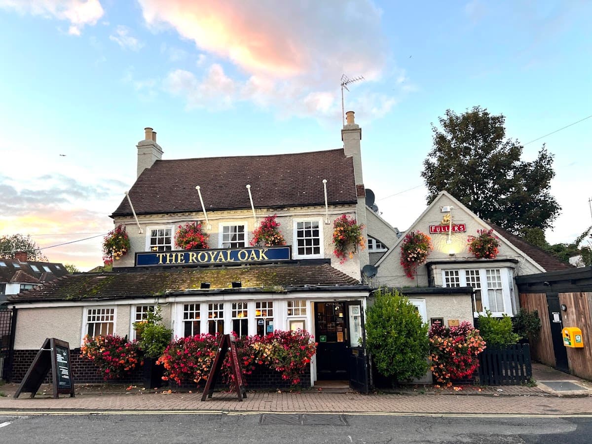 The Royal Oak Pub & Dining House