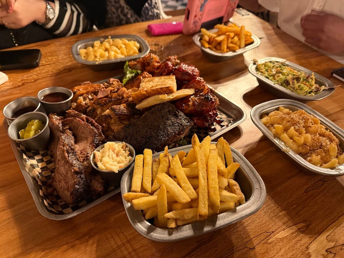 Salt's Smokehouse
