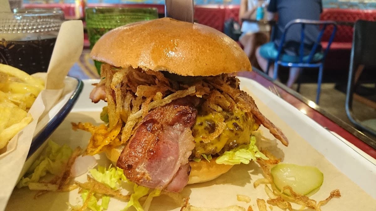 Spielburger Hampstead