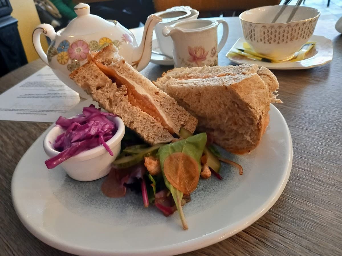 Restaurant & Tea Room at The Feathers Hotel