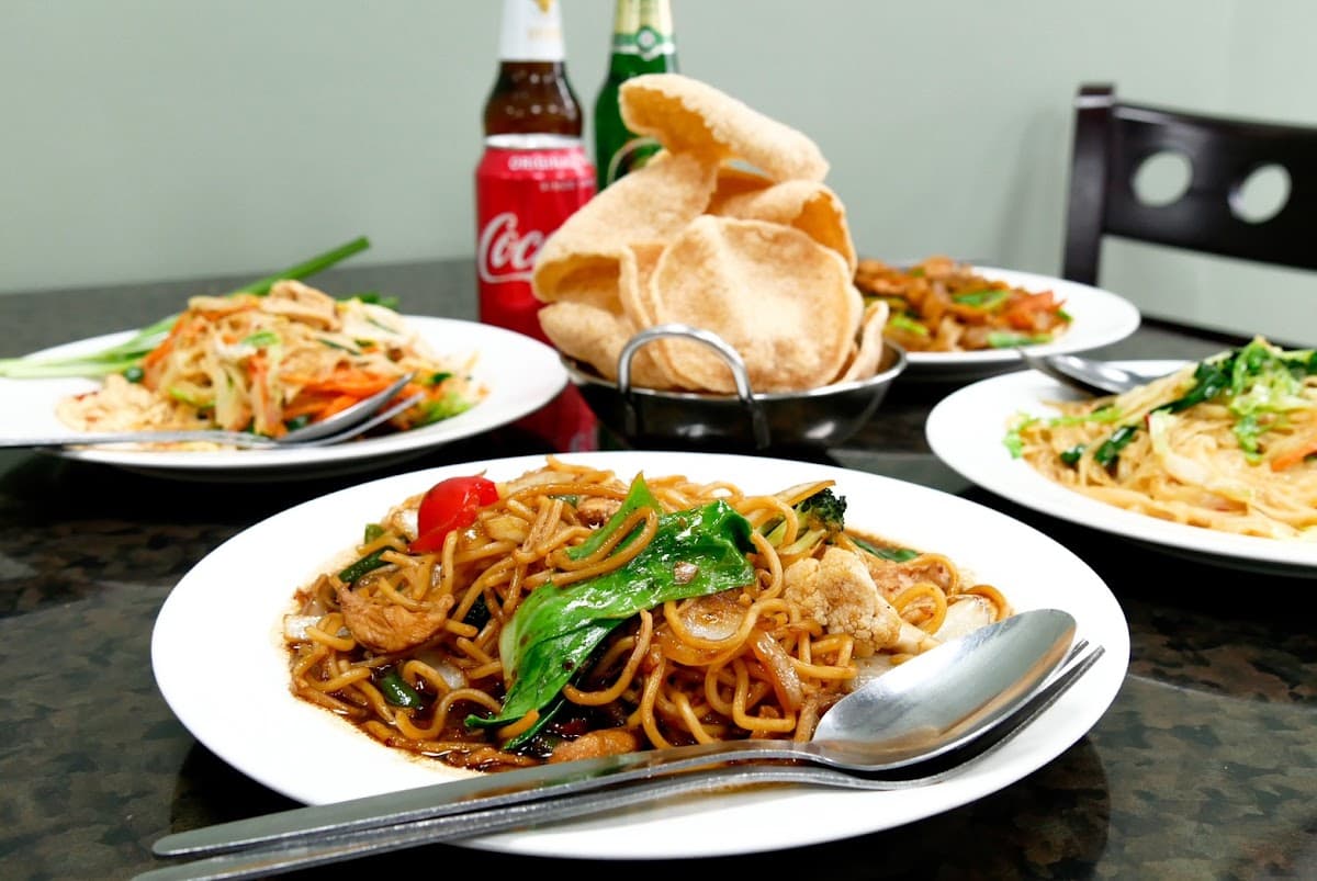 Divine Thai King Street