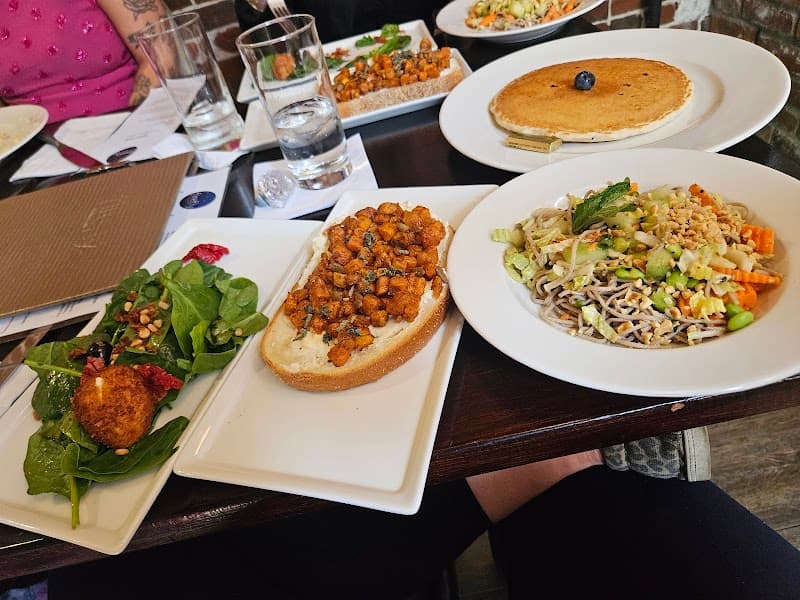 Firefly Bistro & Bar