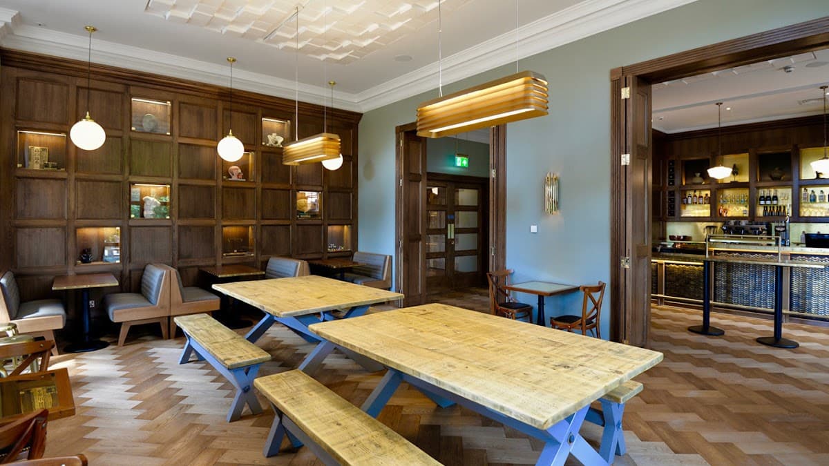 Griffin Bar