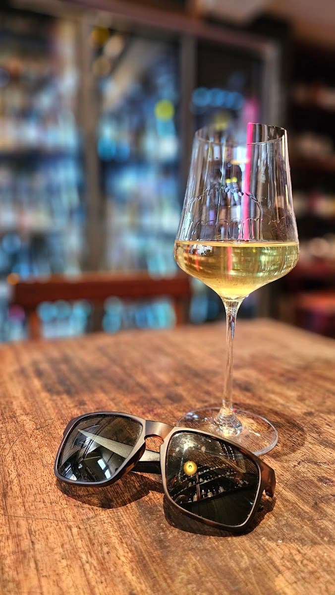 18 Green Street Wine Co.