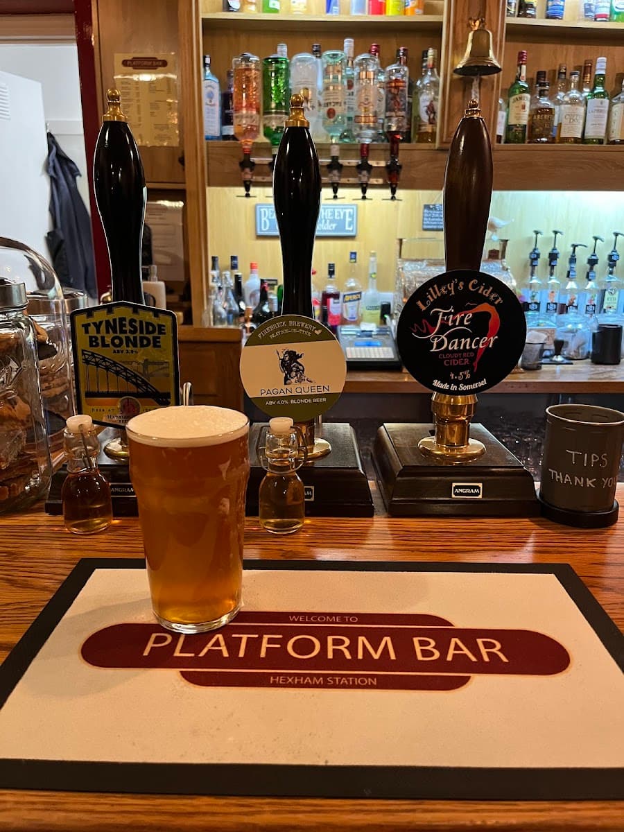 Platform Bar