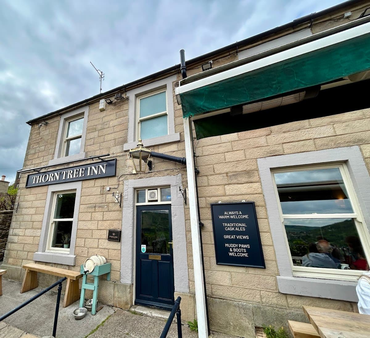 The Thorn Tree Inn