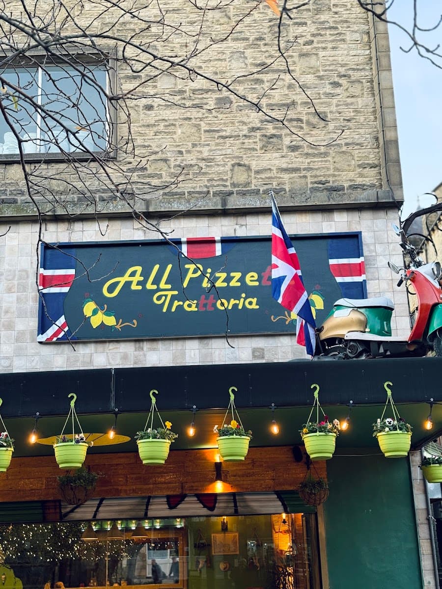 All Pizzetto•No3•Trattoria• on George’s Square