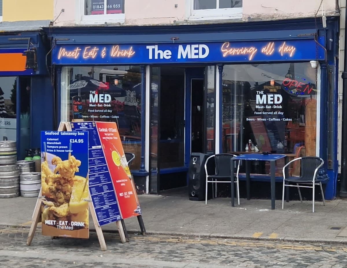MEET - EAT - DRINK (The Med)