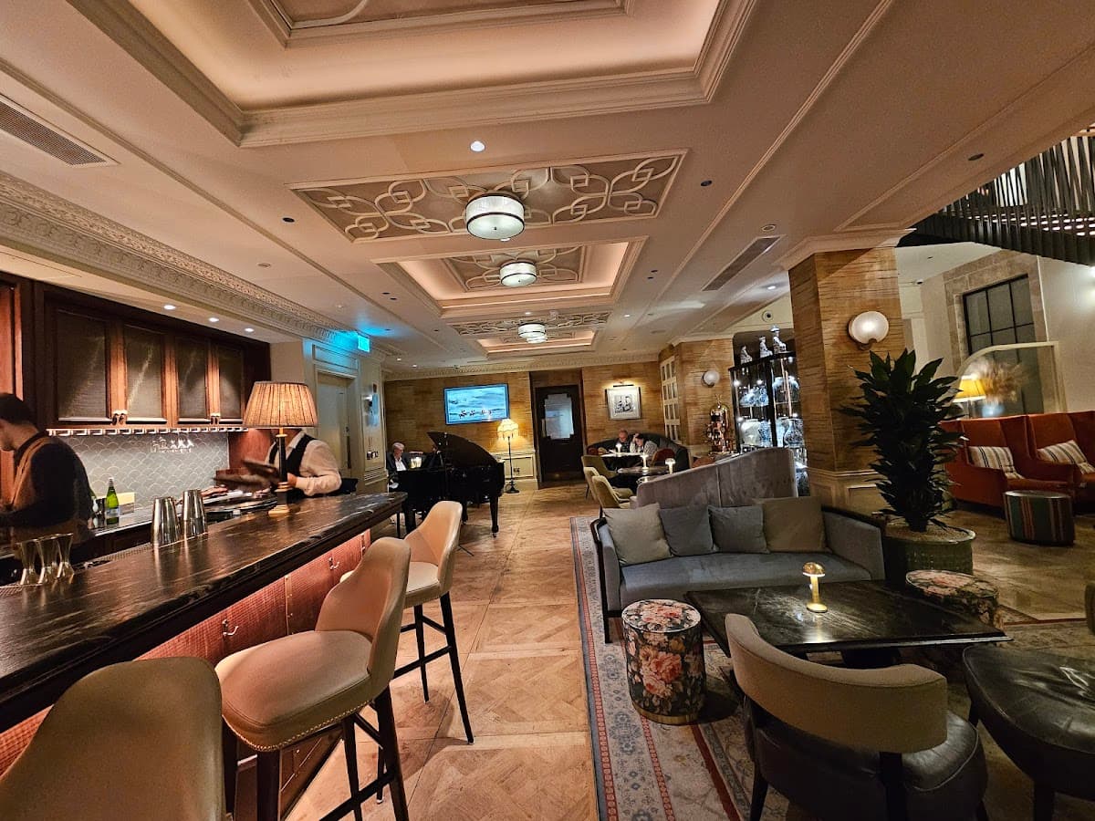 ESQ Bar