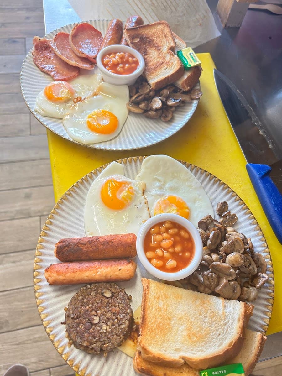 Minto Breakfast Cafe