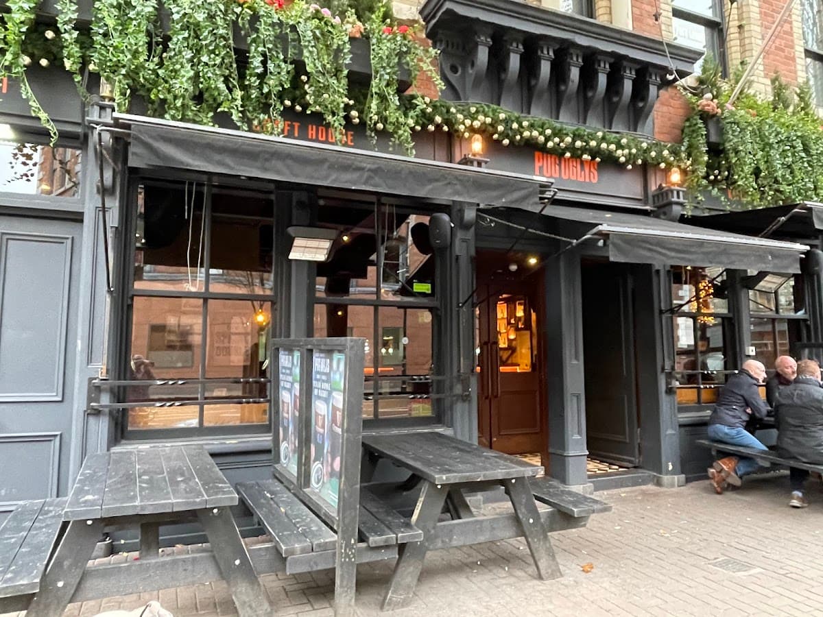 The Linen Hall Bar