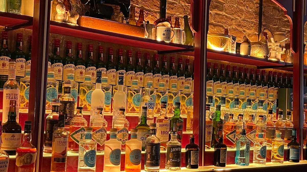 The Linen Hall Bar