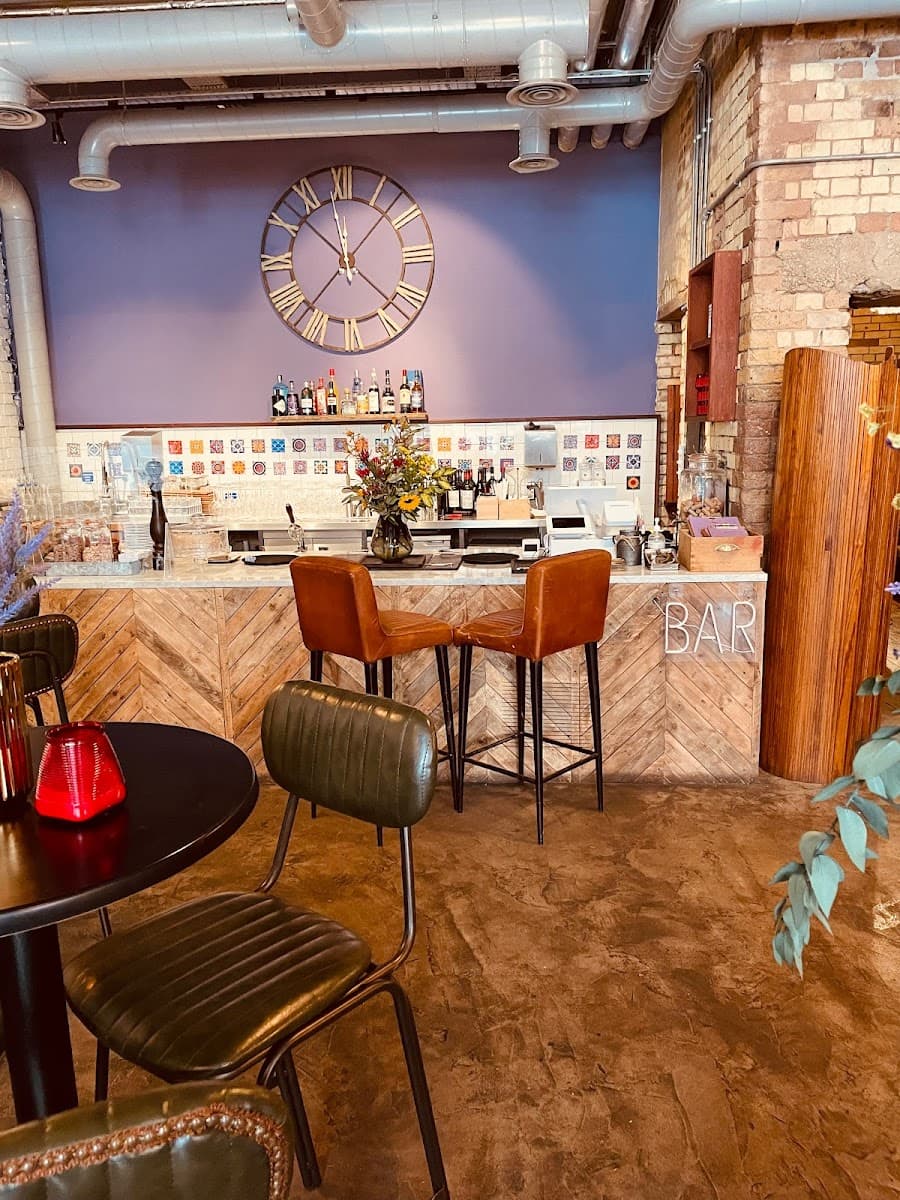 Cecilia's Wine House