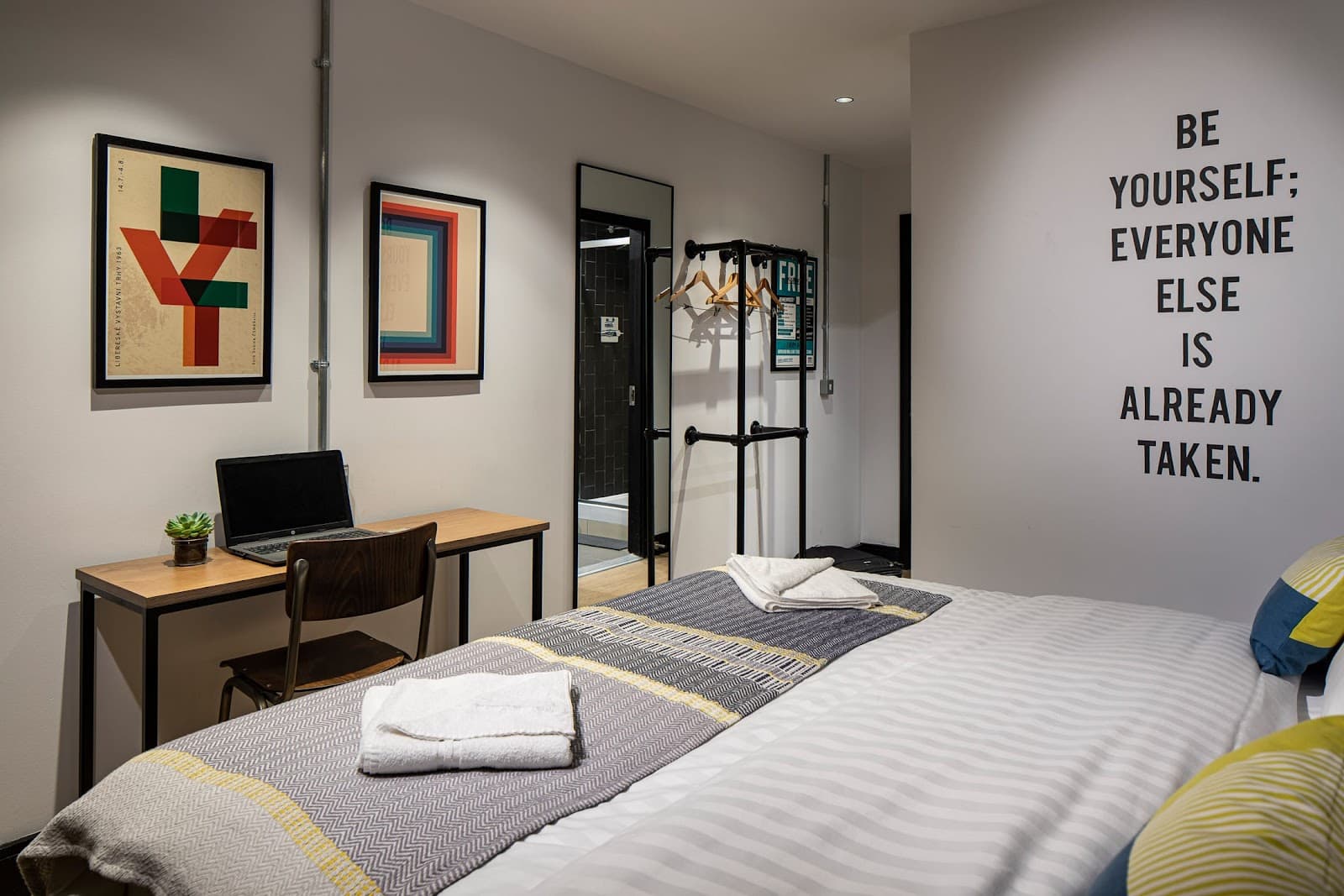 LATROUPE Jacobs Inn Dublin