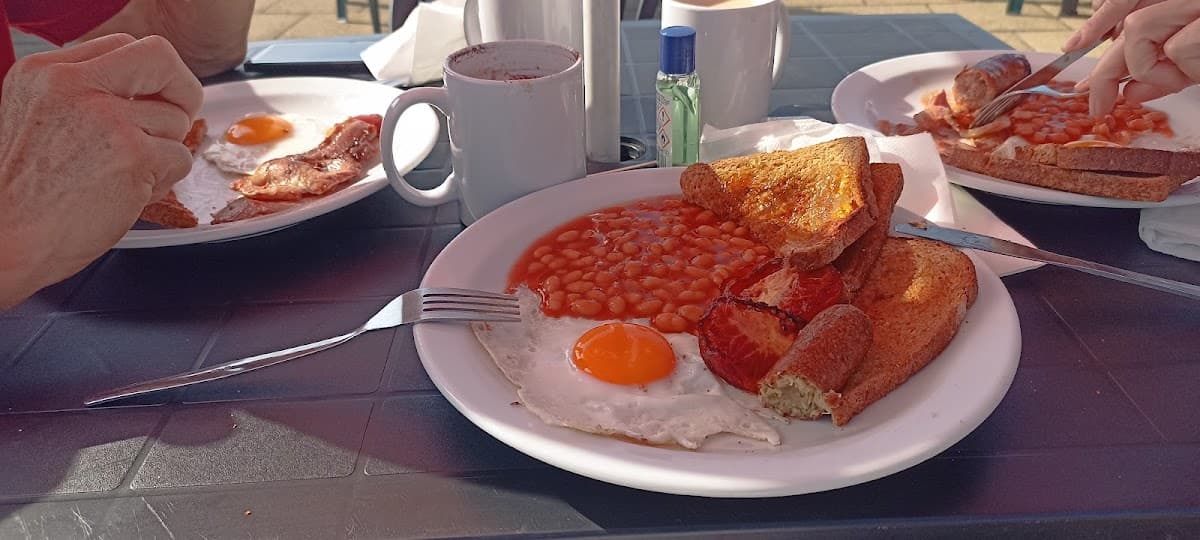 The Lawns Cafe