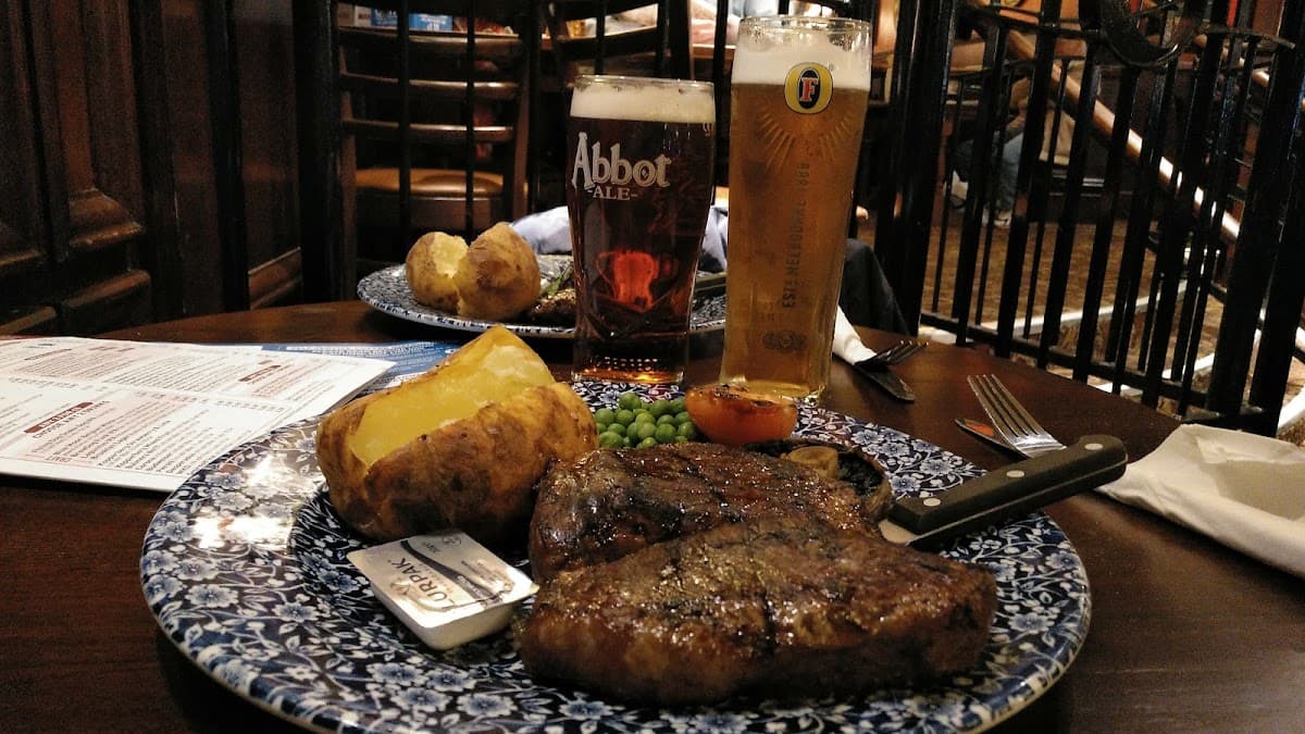 The Eight Bells - JD Wetherspoon
