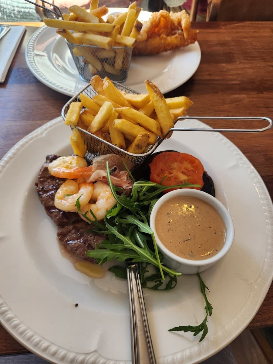 Quayside Bar & Kitchen