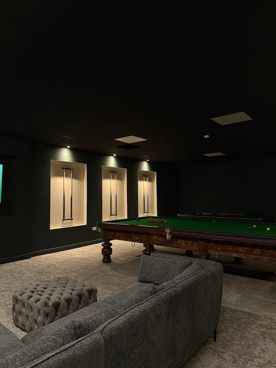 FOMO Lounge