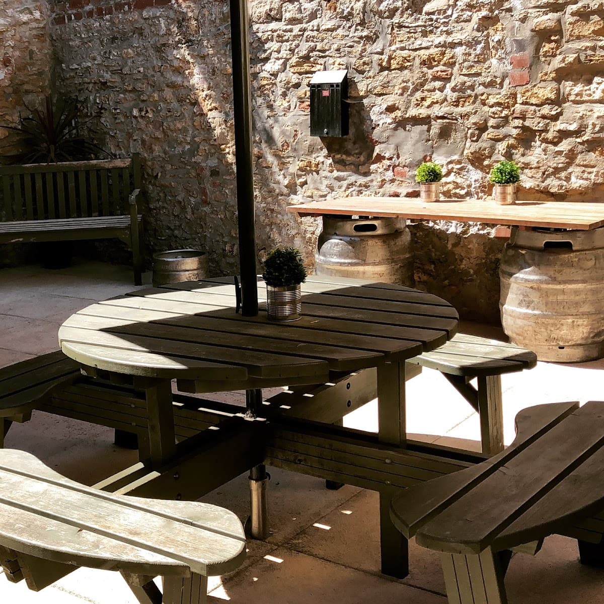 Olde Castle Hotel