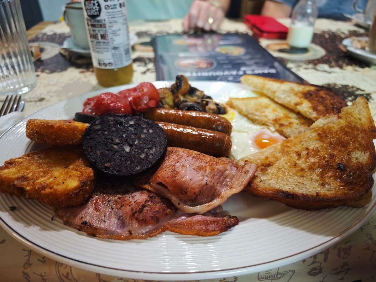 Daniels & Co Sandwich Bar Cafe