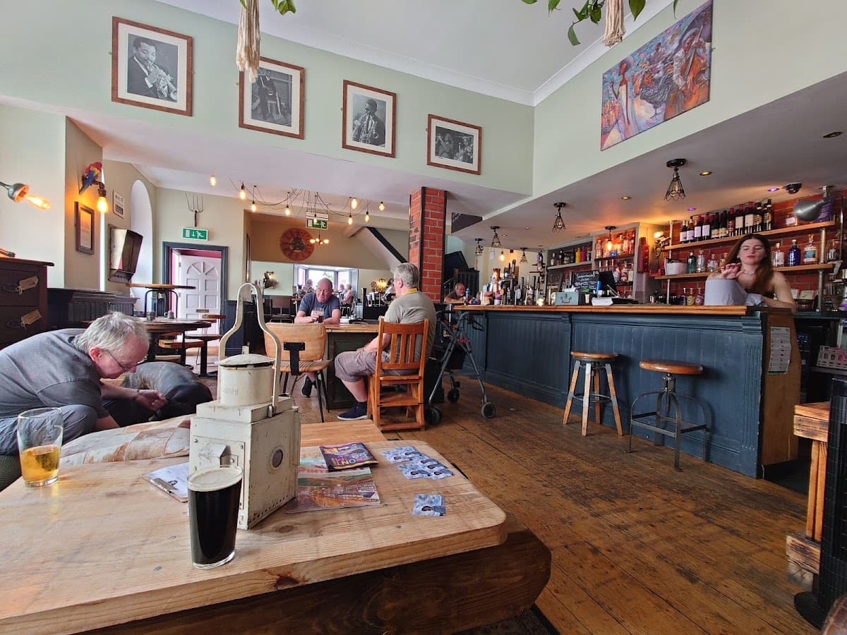 Fork 'n' Ale Taproom & Kitchen