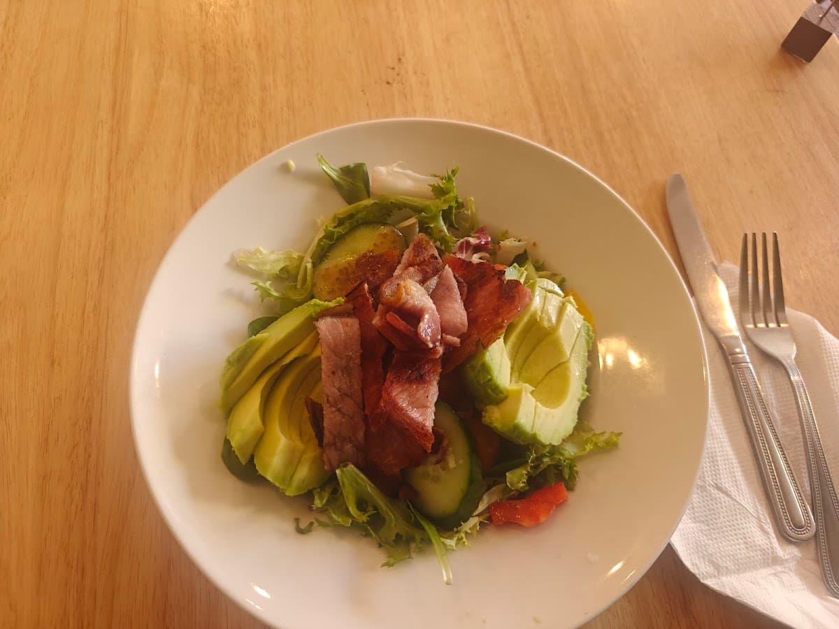 Hundred Monkeys Cafe
