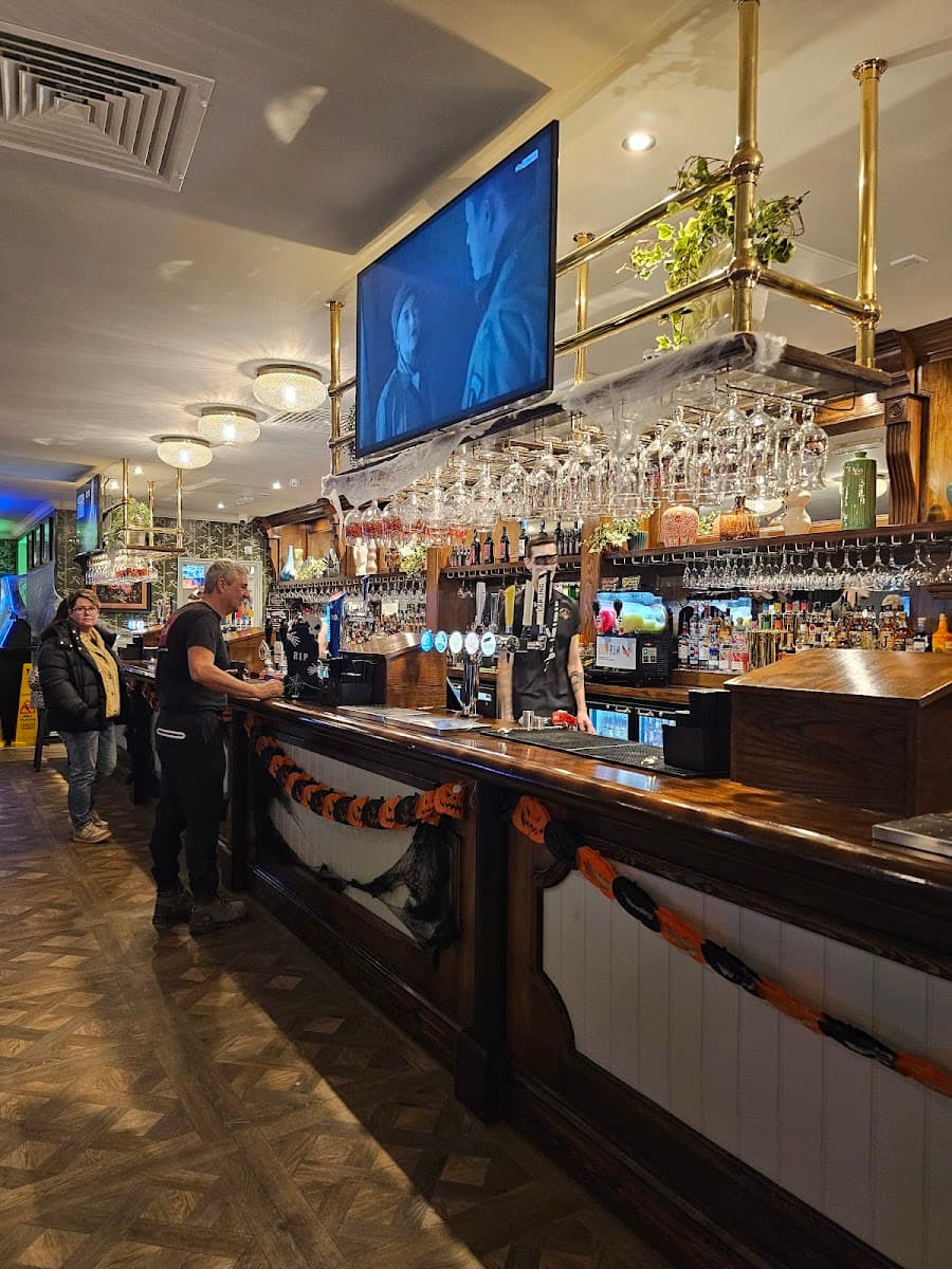 The Eagle Social Tap