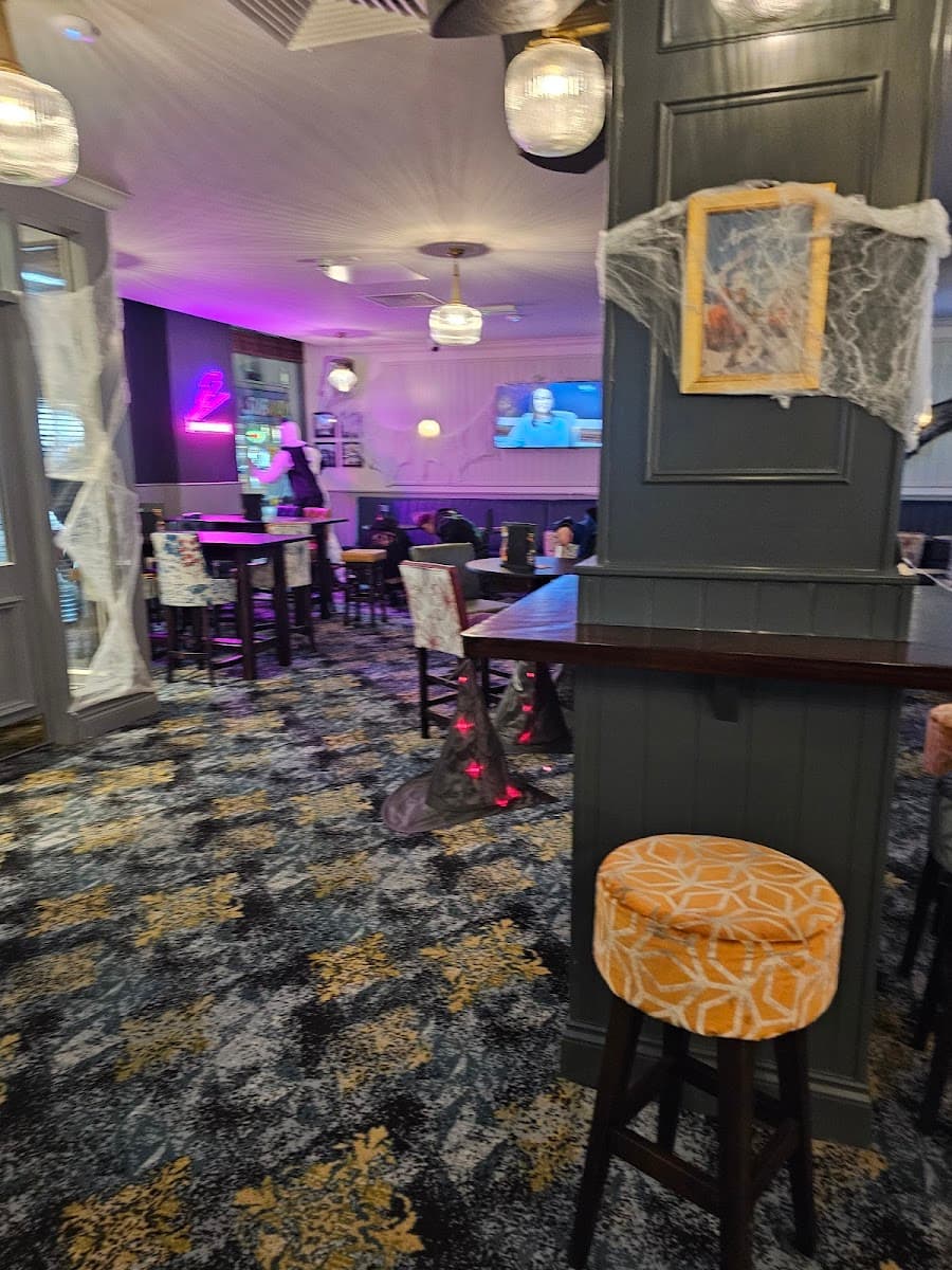 The Eagle Social Tap