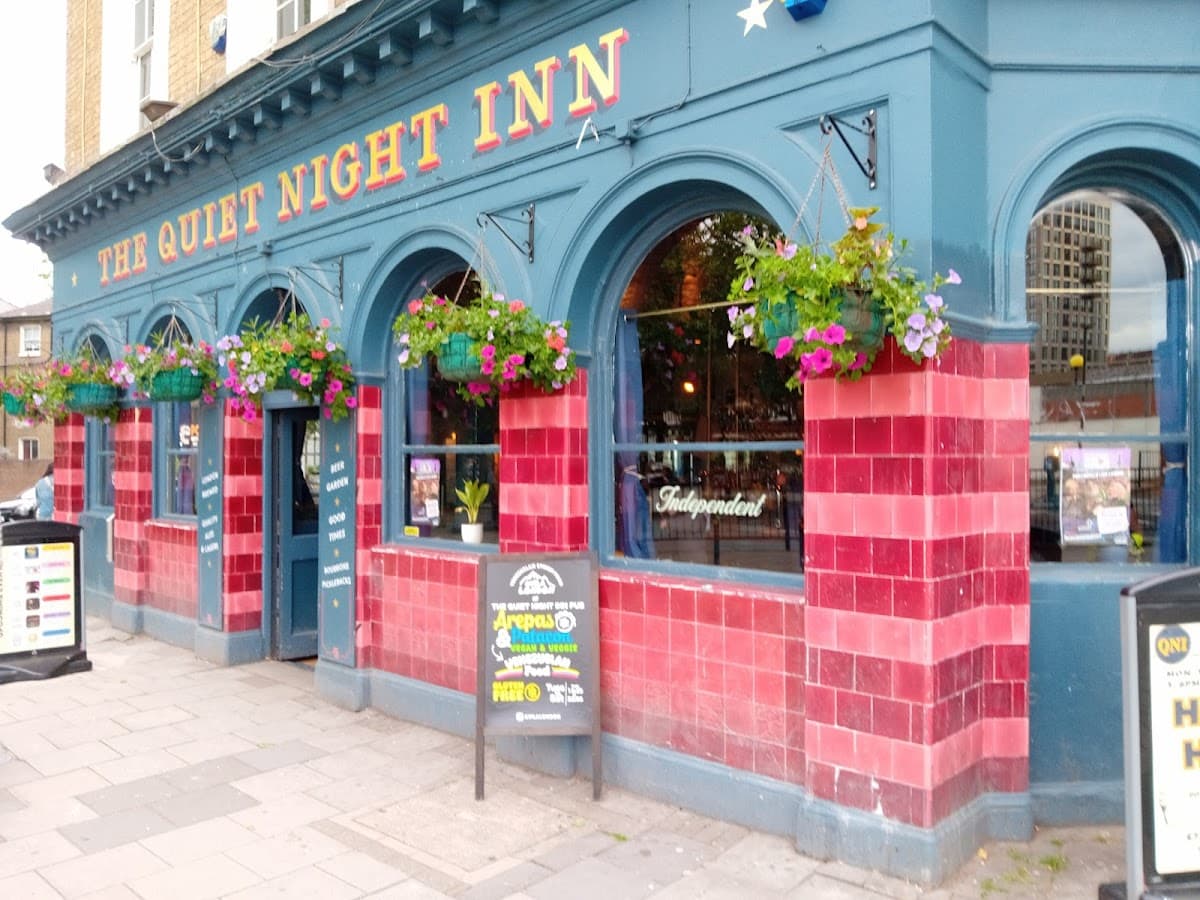 The Quiet Night Inn