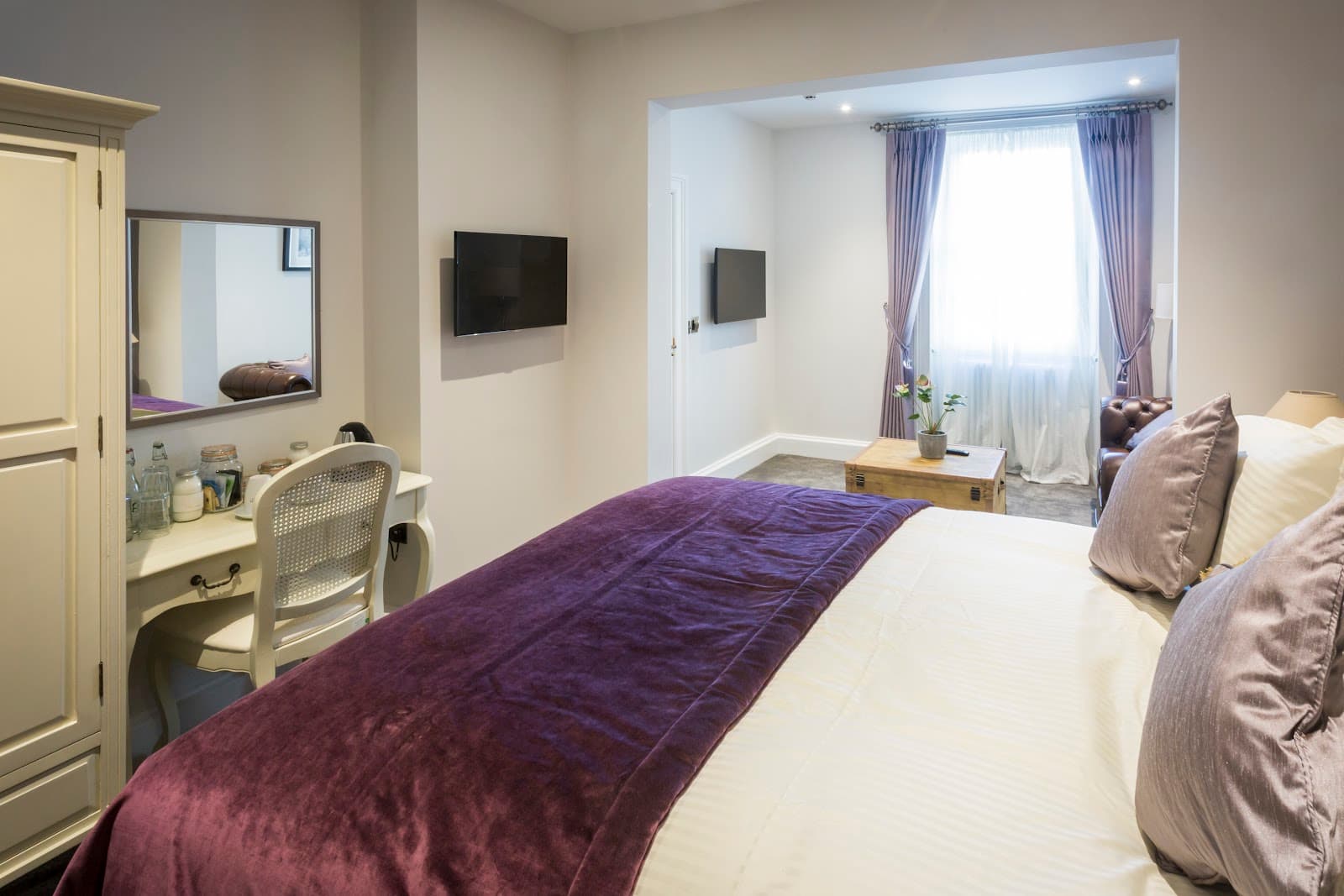 The Borough | Pub, Restaurant & Hotel
