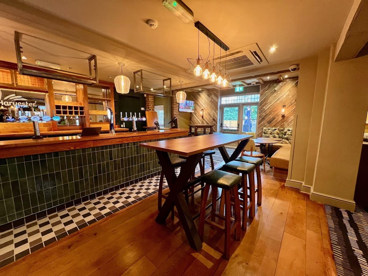 Harvester Montague Arms Slough