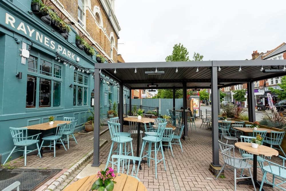 Raynes Park Tavern
