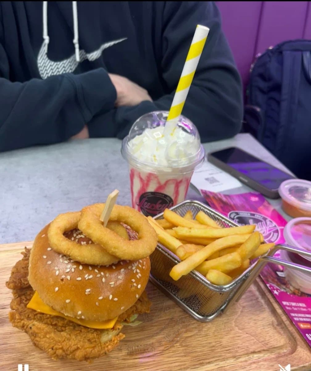 Lucky’s Diner