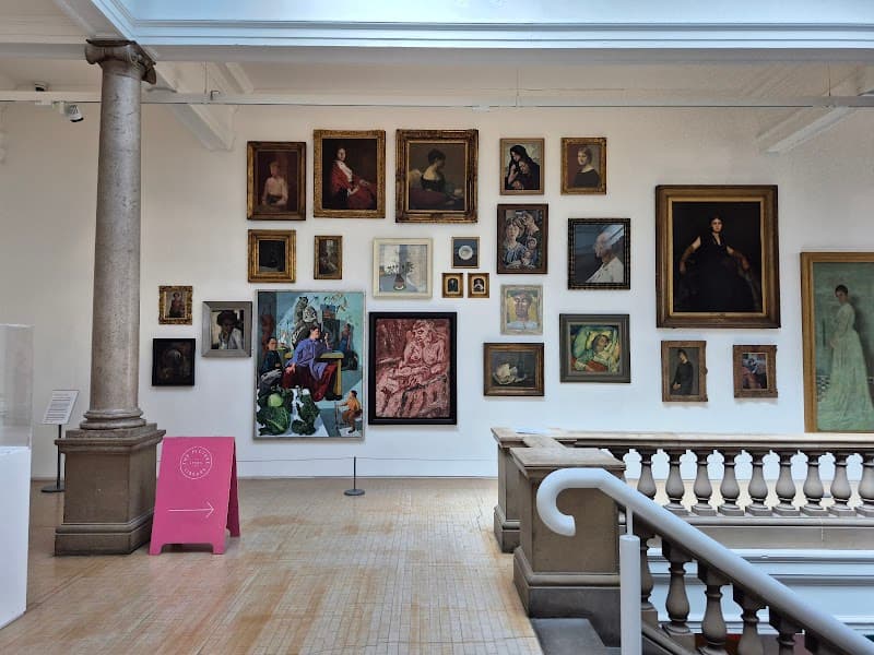 Leeds Art Gallery