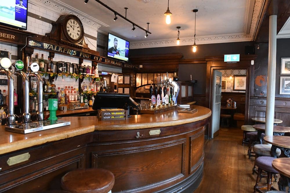 Willow Bank Tavern