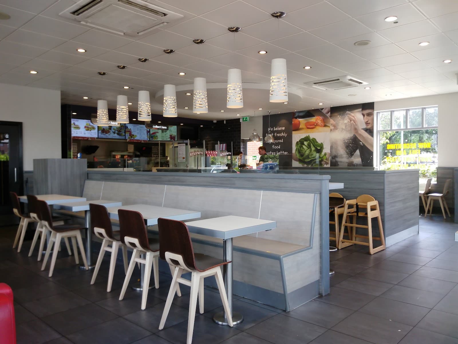 KFC Hull - The Mount Retail Park