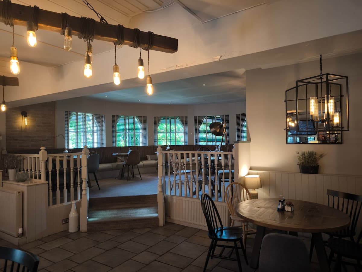The Linden Inn Bar & Steakhouse