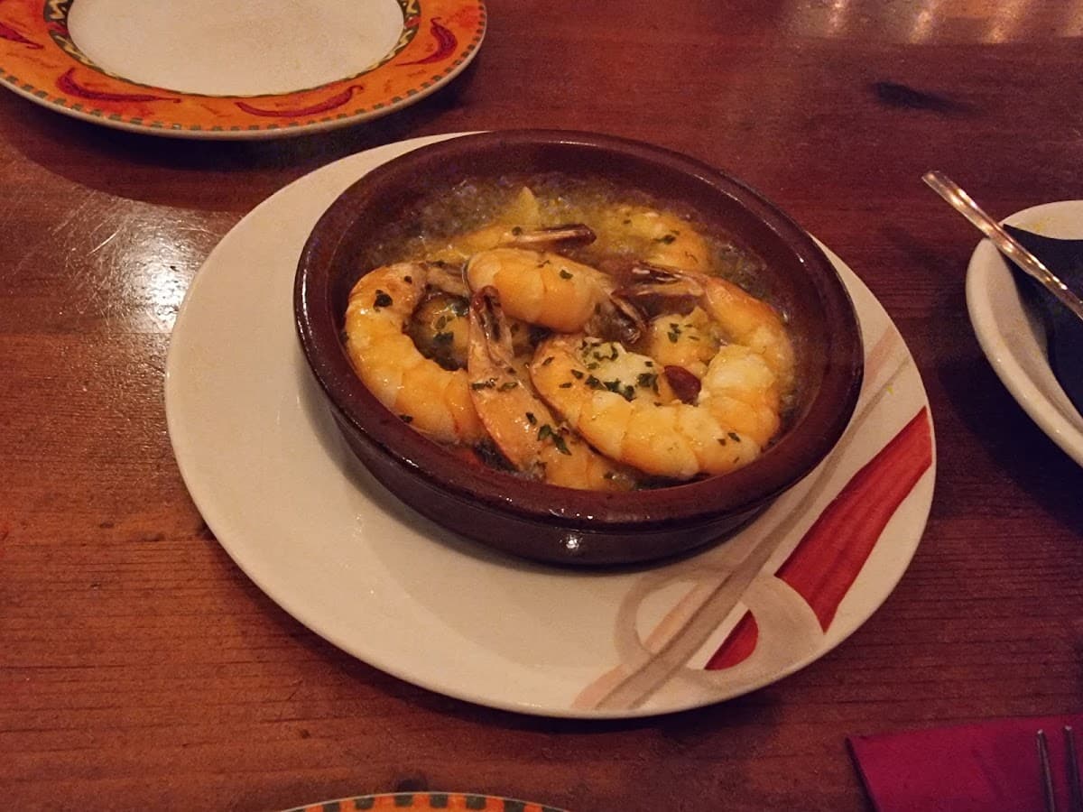 Tapinos