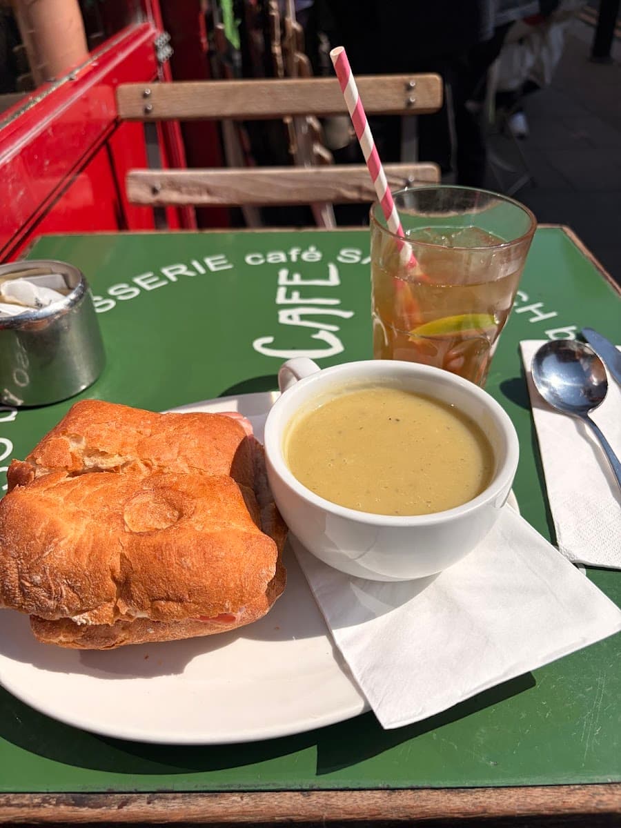 Metro Cafe
