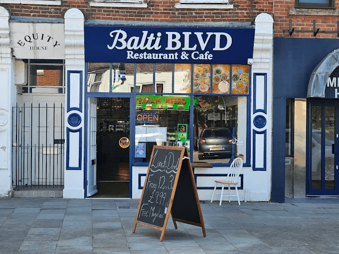 BALTI BLVD Resturant & cafe