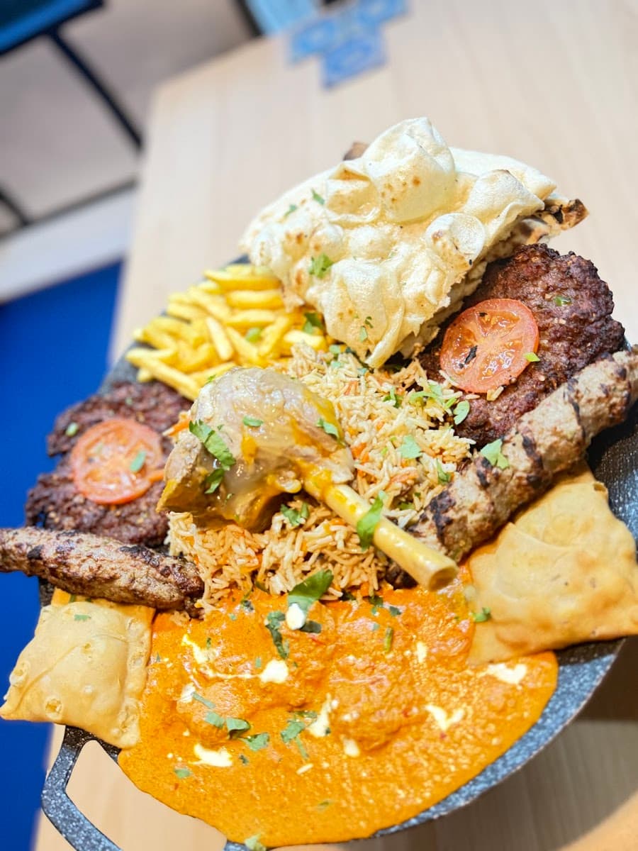 BALTI BLVD Resturant & cafe