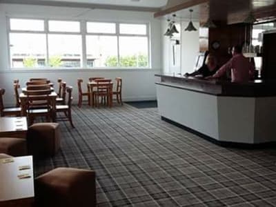 Mariner Bar