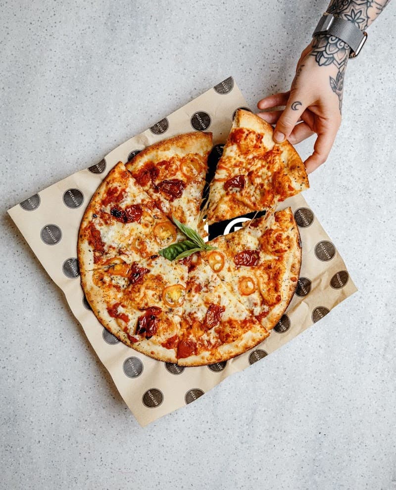 PizzaLuxe Pizza Restaurant Leeds Trinity