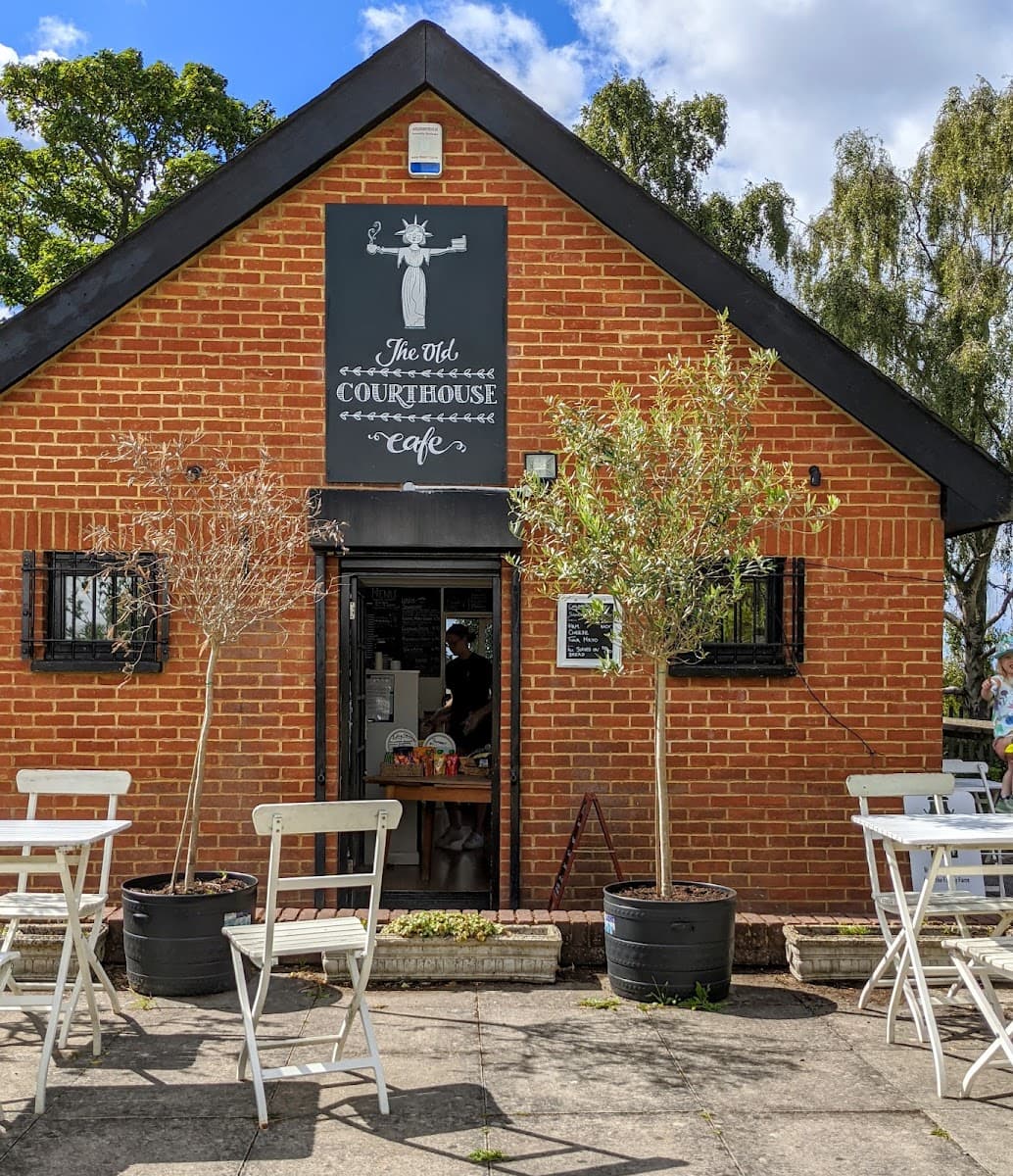 The Old Courthouse Café