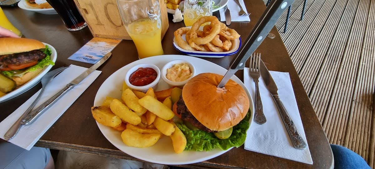 Westleigh Inn