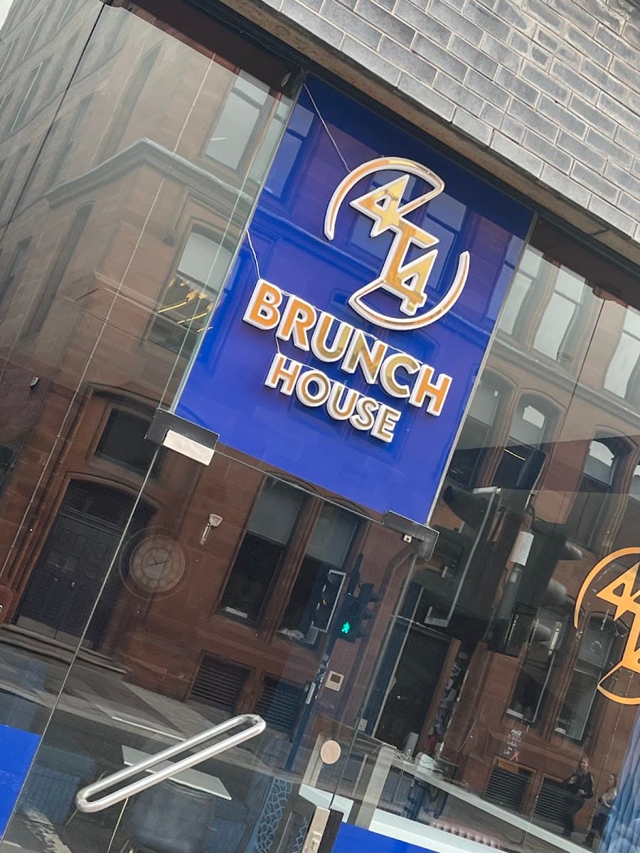 4T4 Brunch House