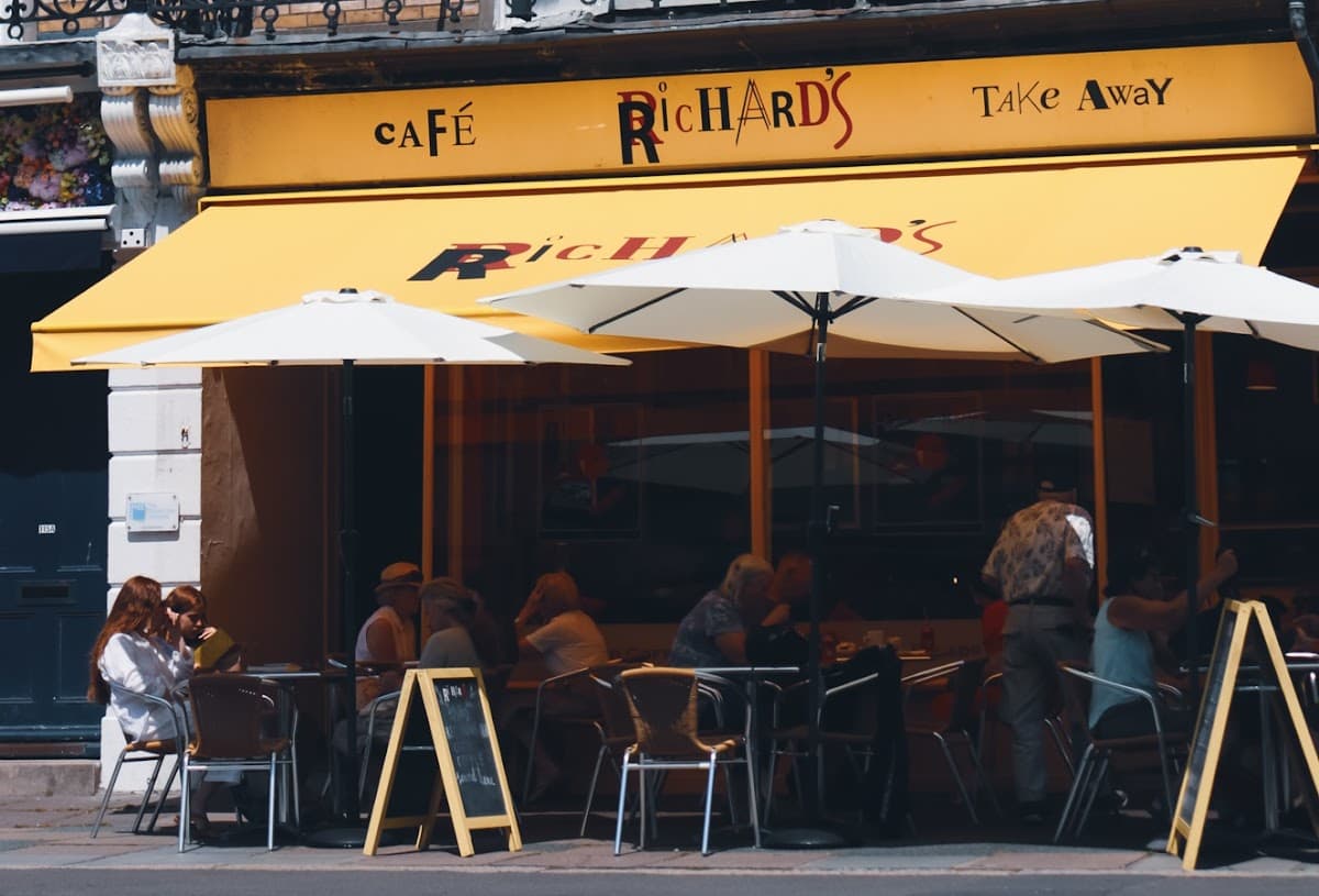 Richard's Cafe