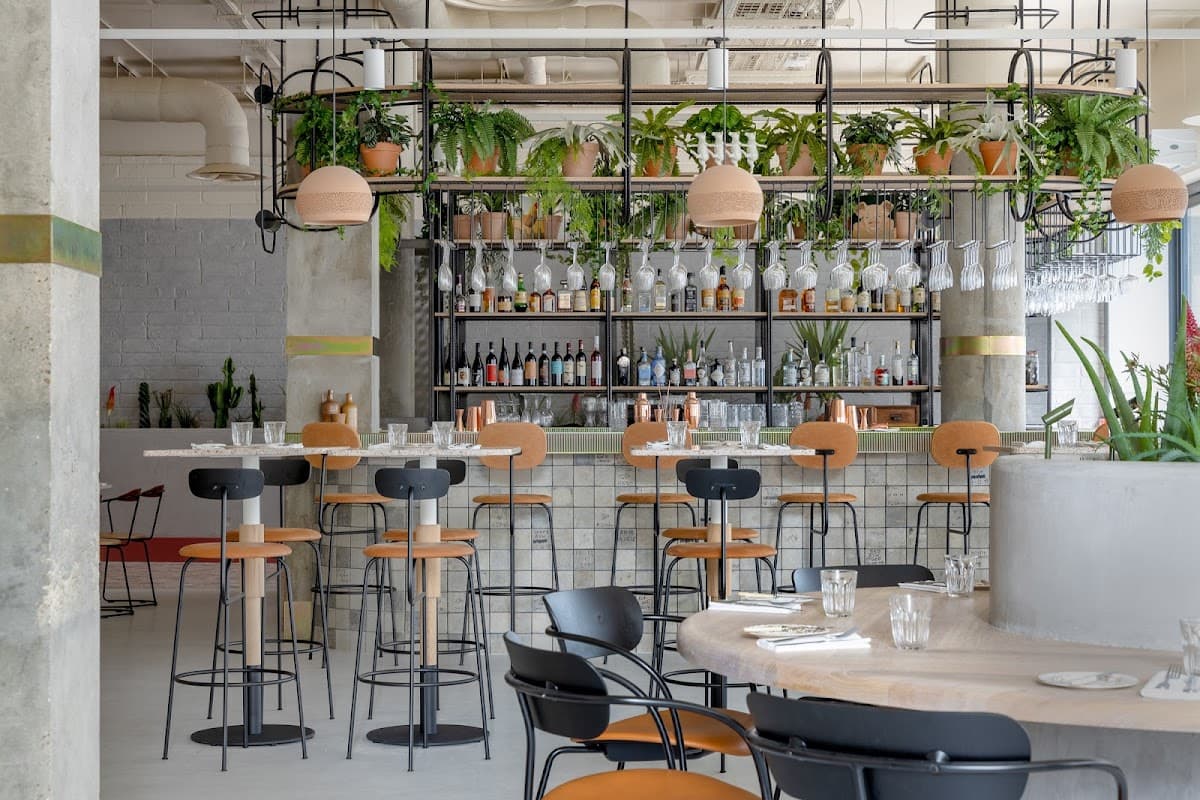 Locke Bar & Lounge