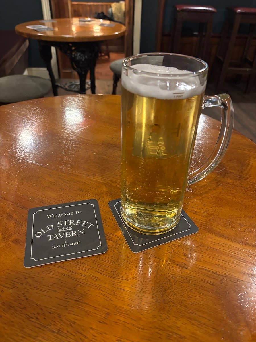 Old Street Tavern and Pepper House Rooms